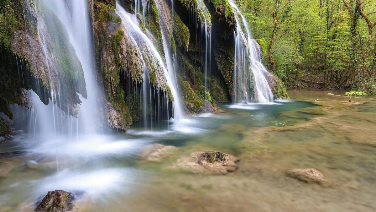 Водопад Туфс