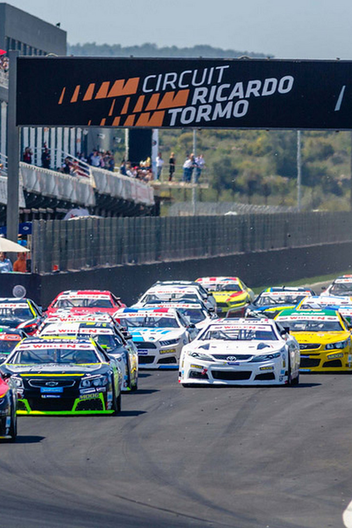 Автоспорт. NASCAR. Лас-Вегас. Трансляция из США