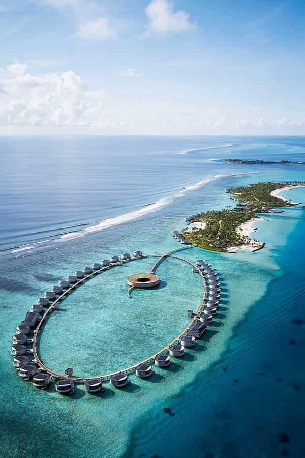The Ritz-Carlton Maldives. Fari Islands