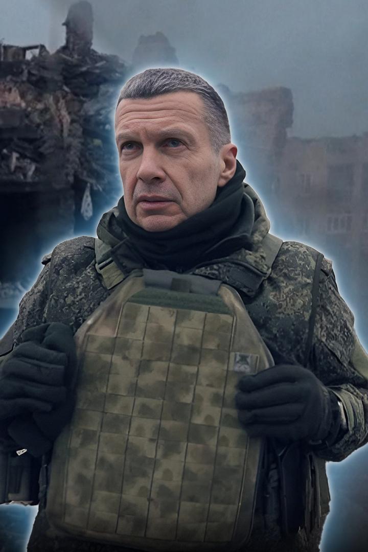 За лентой